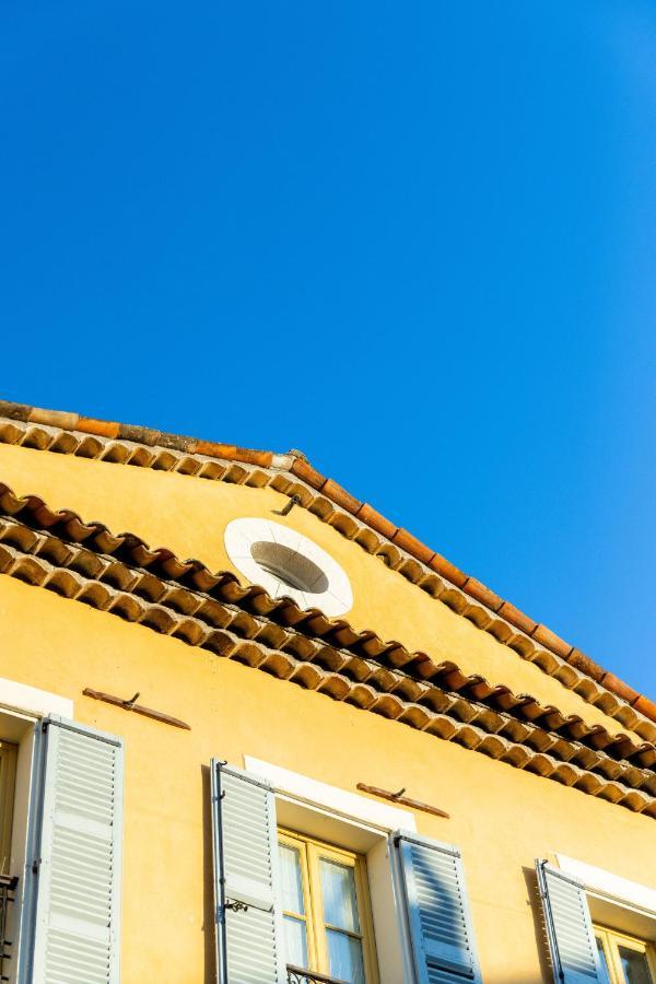Hotel Les Armoiries Valbonne Exterior photo
